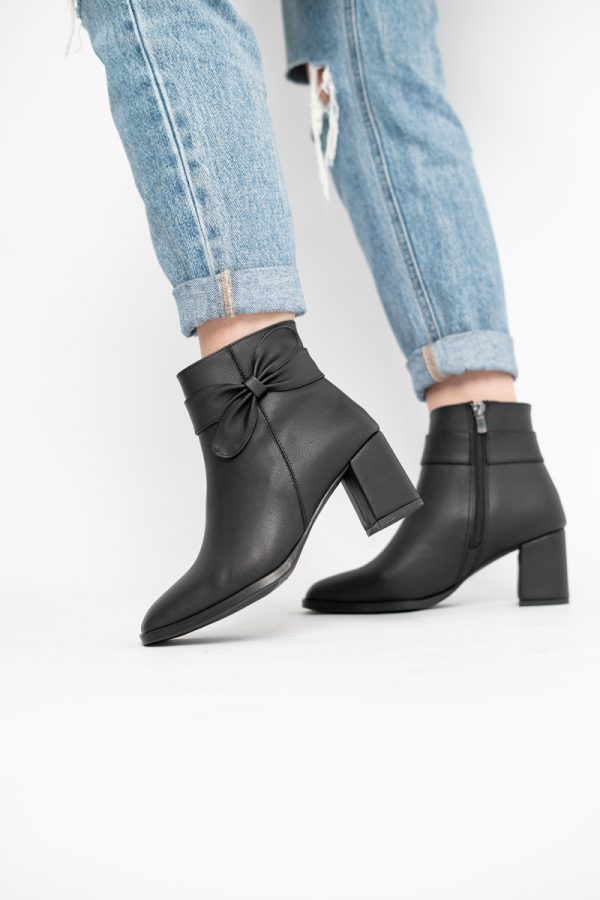 Botine elegante de damă cu toc din piele ecologică cu fundiță Negru BS1092BT2411149 123