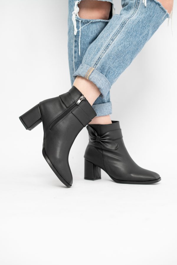 Botine elegante de damă cu toc din piele ecologică cu fundiță Negru BS1092BT2411149 125