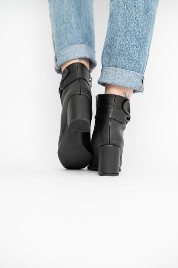 Botine elegante de damă cu toc din piele ecologică cu fundiță Negru BS1092BT2411149 127