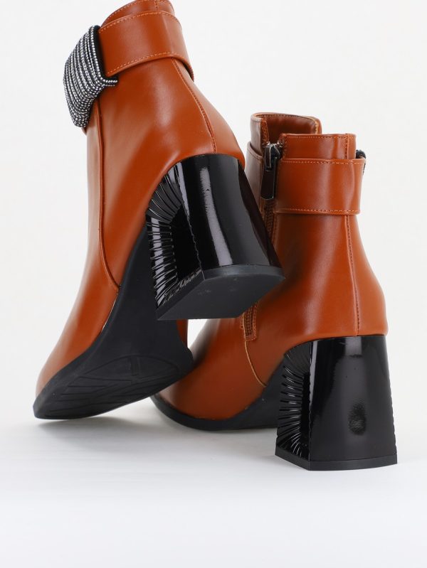 Botine elegante de damă cu toc, din piele ecologică  cu fermoar - culoare Maro  BS756BT2409865 127