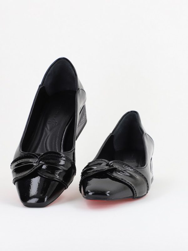 Pantofi Casual Damă cu Toc Jos din Piele Ecologică culoare Negru Lac BS506D2410942 119