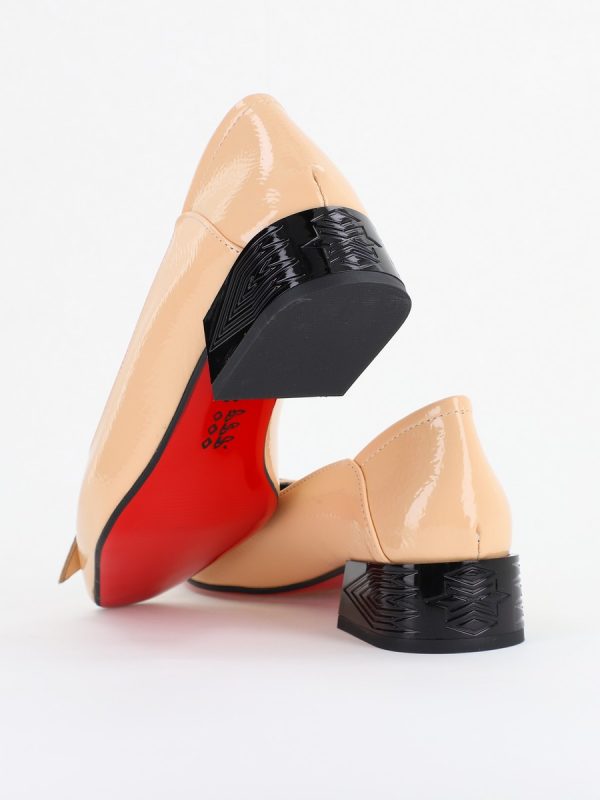 Pantofi Damă cu Toc Jos din Piele Ecologică Bej lac (BS503D2410001) 126