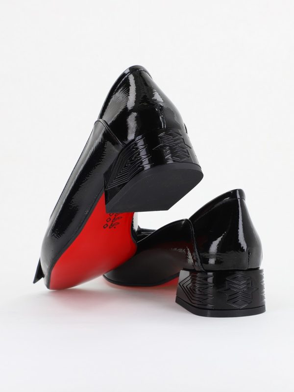 Pantofi Damă cu Toc Jos din Piele Ecologică Negru lac (BS503D2410005) 121