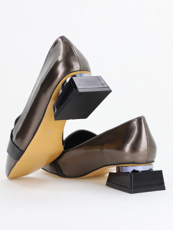 Pantofi Eleganți de Damă cu Toc Jos din Piele Ecologică Platină Decorați cu Pietricele BS190BA2411137 122
