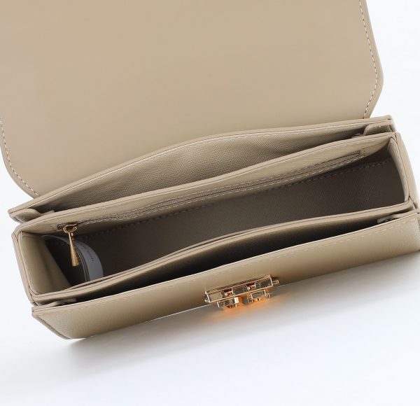 Poșeta Damă Casual Taupe din Piele Ecologică cu bretea din lanț David Jones CM7405 119