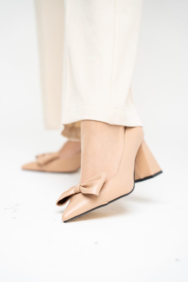 Pantofi damă cu toc bej din piele ecologică cu fundiță Nicoletta BS316AY2503214 121