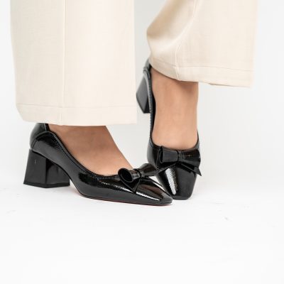 Pantofi Damă cu Toc Gros Negru lac din Piele Ecologică Nicoletta BS810D2503253