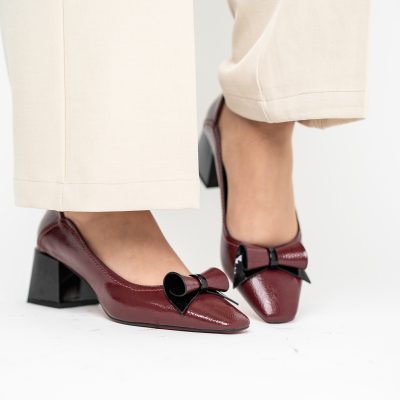 Pantofi Damă cu Toc Gros Bordo lac din Piele Ecologică Nicoletta BS810D2503254