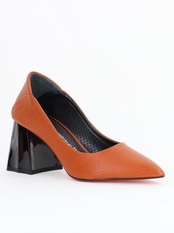 Incaltaminte Dama - Pantofi Dama Toc Piele Ecologica cu perforații maro mat (BS2005D2405372z)